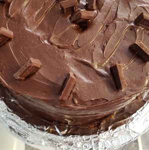 Meet your Posher, Mona